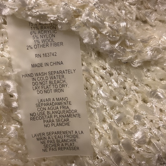 Sioni sweater - Picture 9 of 9